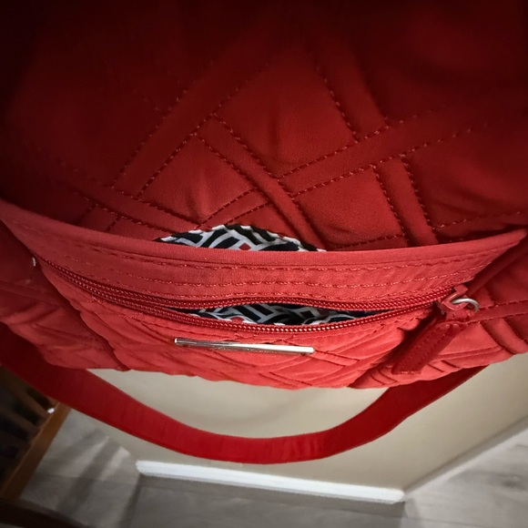 Vera Bradley Red Quilted Crossbody Bag - Picture 9 of 12